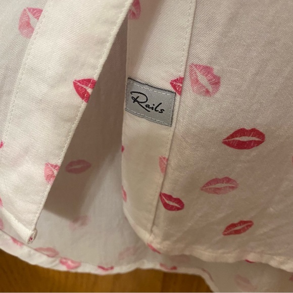Rails Rosci KISS Me Down Button Down shirt XS - Picture 10 of 16